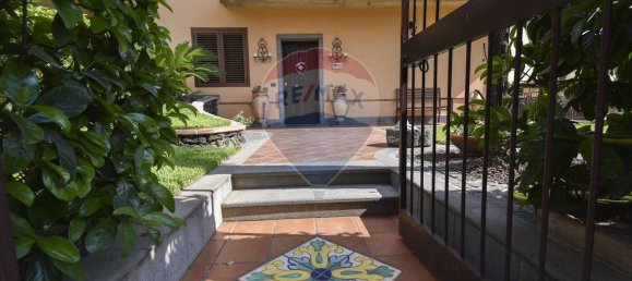 Villa de 5 dormitorios en Mascalucia, Italy No. 275803 8