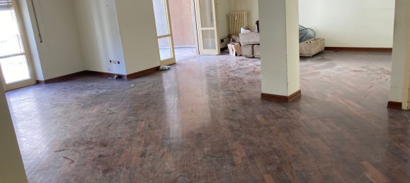 5-salle Appartement à Terni, Italy No. 258656 4