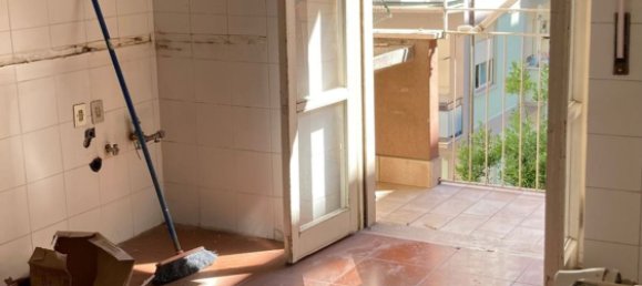 5-salle Appartement à Terni, Italy No. 258656 5