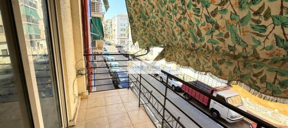 Apartamento de 3 dormitorios en Alicante, Spain No. 147433 8
