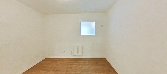 3 bedrooms Apartment in Madrid, Spain No. 166592 12