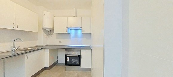 3 bedrooms Apartment in Madrid, Spain No. 166592 20