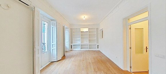 3 bedrooms Apartment in Madrid, Spain No. 166592 6