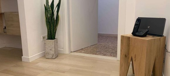 5 rooms Apartment in Ancona, Italy No. 5682 2