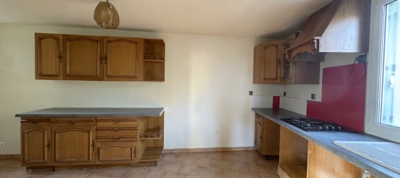 Casa de 3 dormitorios en Vijon, France No. 46553 5