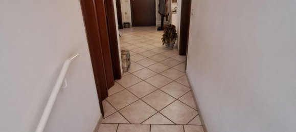 5 rooms Apartment in Ravenna, Italy No. 283029 3