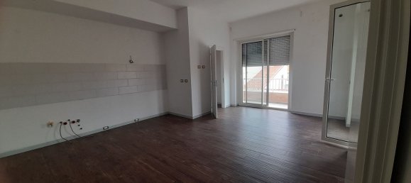6-salle Appartement à Syracuse, Italy No. 243956 2