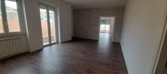 6-salle Appartement à Syracuse, Italy No. 243956 8