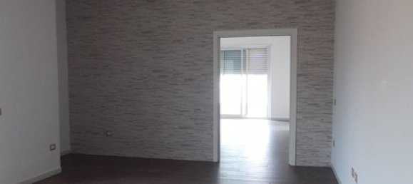 6-salle Appartement à Syracuse, Italy No. 243956 9