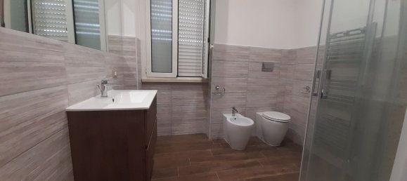 6-salle Appartement à Syracuse, Italy No. 243956 3