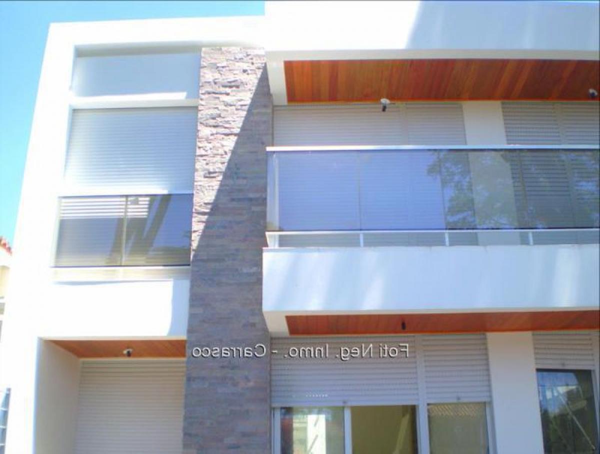 3 bedrooms House in Montevideo, Uruguay No. 2577