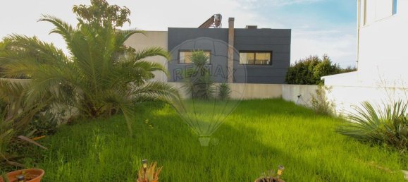 4-Zimmer Haus in Cascais, Portugal, Nr. 51099 25