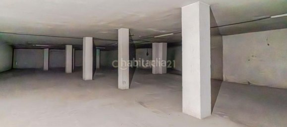 Garage à Santa Fe, Spain 317m² No. 175405 4