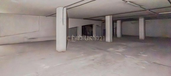 Garage à Santa Fe, Spain 317m² No. 175405 11