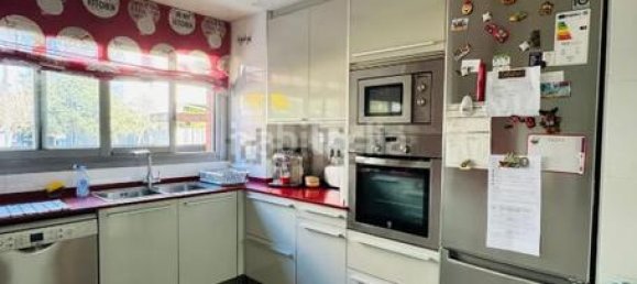 Casa de 5 dormitorios en L'Hospitalet de Llobregat, Spain No. 169619 30