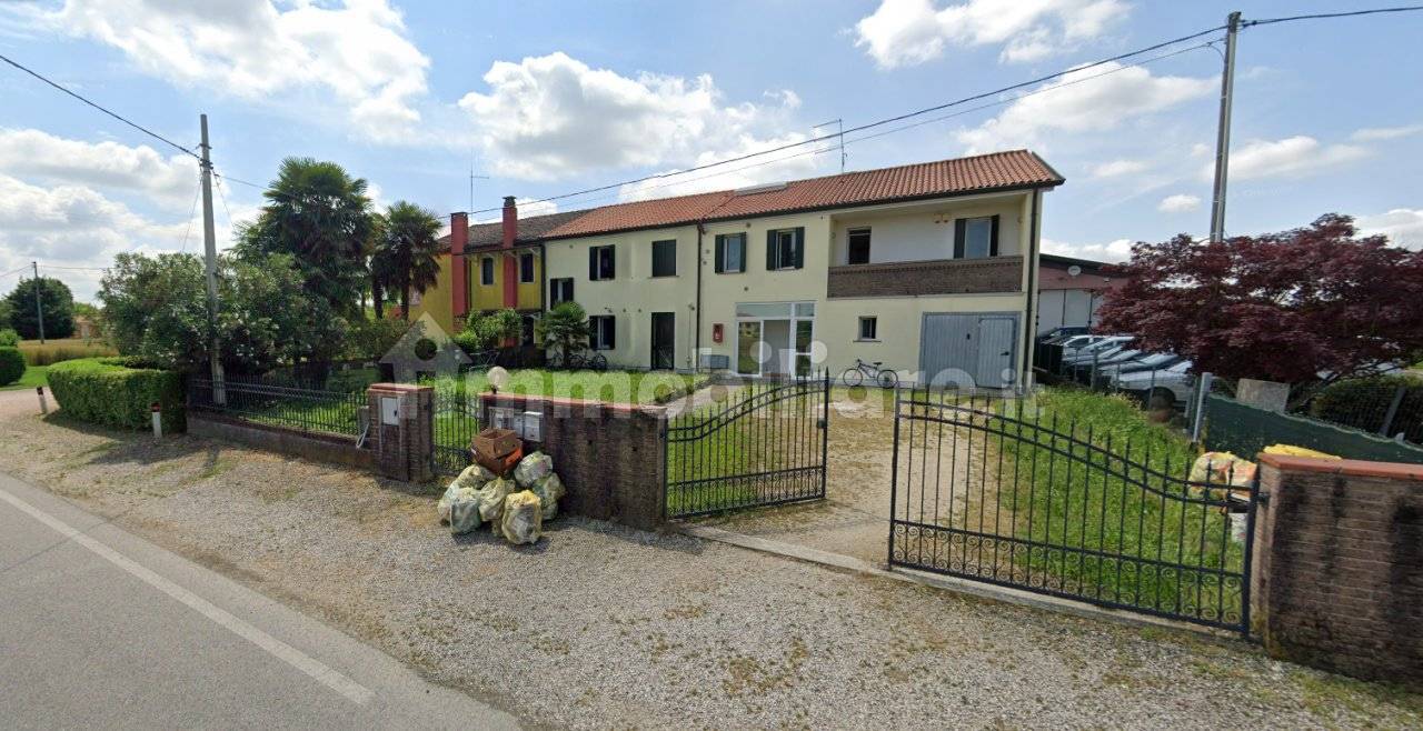 1 غرف نوم شقة في San Giorgio delle Pertiche, Italy رقم 193312