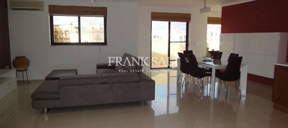 3 bedrooms Penthouse in Sliema, Malta No. 3617 5