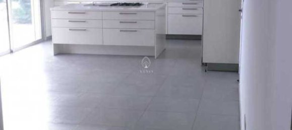 4 bedrooms Commercial property in Agios Tychonas, Cyprus No. 19147 7