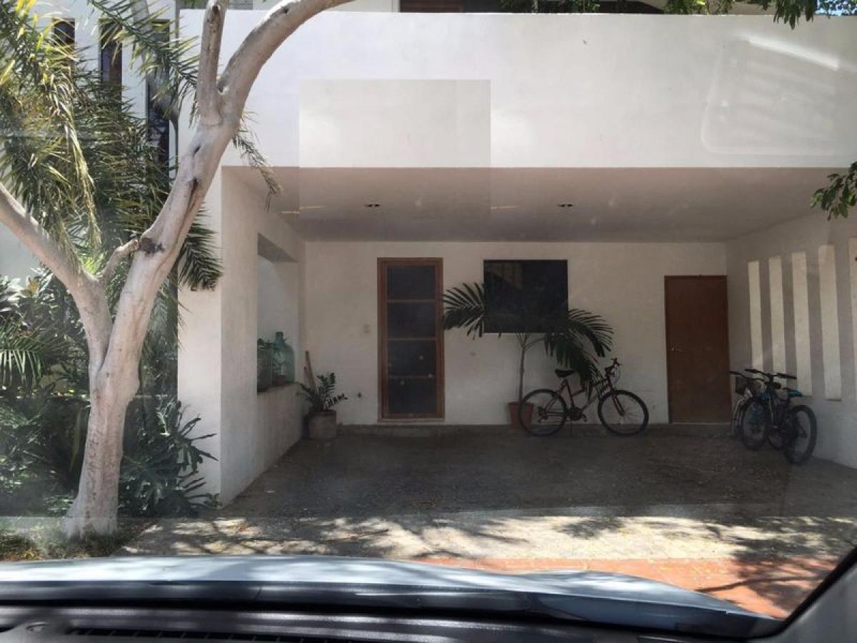 3 bedrooms House in Yucatan, Mexico No. 152532