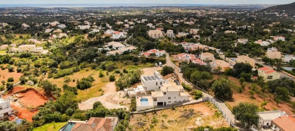 5 bedrooms Villa in Loule, Portugal No. 143982 19