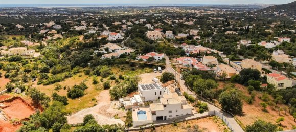 5 bedrooms Villa in Loule, Portugal No. 143982 11