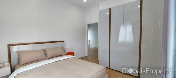 Дом с 4 спальнями в Паттайя, Таиланд № 4988 12