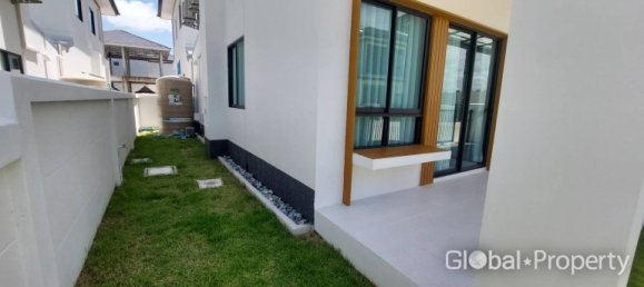 Дом с 4 спальнями в Паттайя, Таиланд № 4988 15