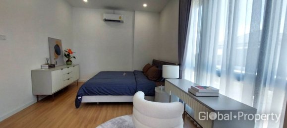 Дом с 4 спальнями в Паттайя, Таиланд № 4988 10