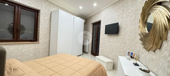 2-Zimmer Wohnung in Naples, Italy, Nr. 8802 10