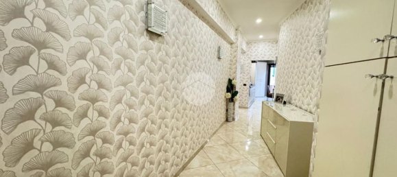 2-Zimmer Wohnung in Naples, Italy, Nr. 8802 4