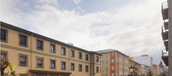 1 Schlafzimmer Wohnung in Oviedo, Spain, Nr. 141194 3