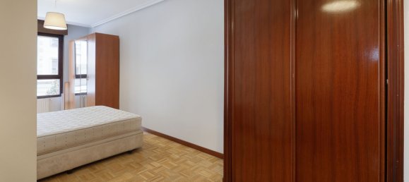 1 Schlafzimmer Wohnung in Oviedo, Spain, Nr. 141194 11