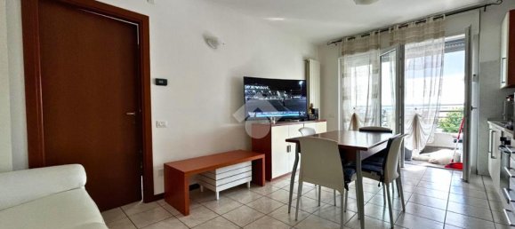 1 bedroom Apartment in Dalmine, Italy No. 359986 4