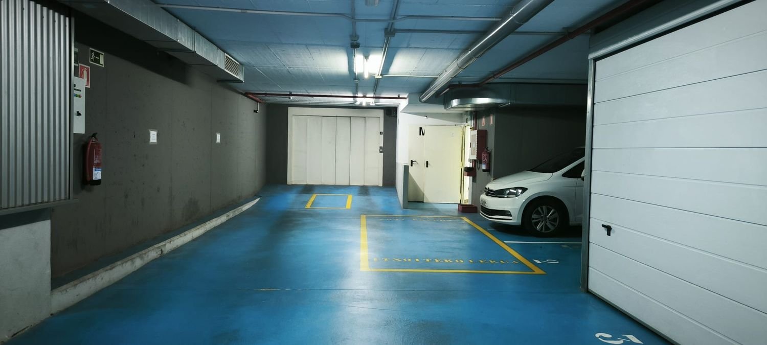 1 bedroom Duplex in Basque Autonomous Community, Spain No. 160927