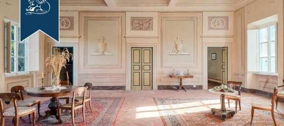 15 غرف نوم فيلا في Lucca, Italy رقم 179463 14