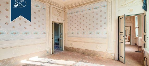 15 غرف نوم فيلا في Lucca, Italy رقم 179463 15