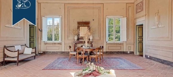 15 غرف نوم فيلا في Lucca, Italy رقم 179463 8