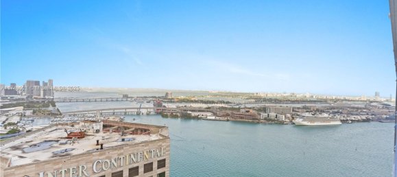 1 dormitorio propiedad comercial en venta en Miami, Miami-Dade, Florida, USA № 614099 13