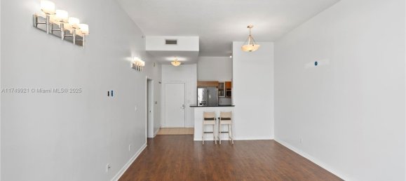 1 dormitorio propiedad comercial en venta en Miami, Miami-Dade, Florida, USA № 614099 20