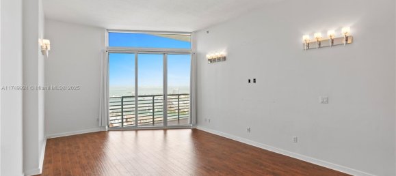 1 dormitorio propiedad comercial en venta en Miami, Miami-Dade, Florida, USA № 614099 8