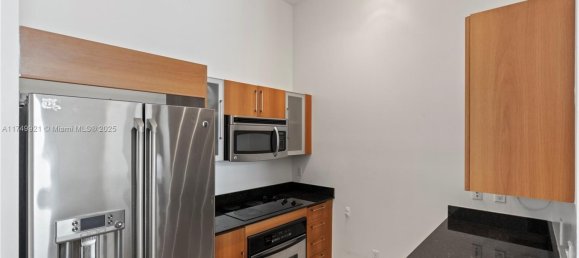 1 dormitorio propiedad comercial en venta en Miami, Miami-Dade, Florida, USA № 614099 23