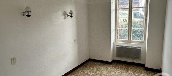 1 bedroom House in Chateaumeillant, France No. 80566 7