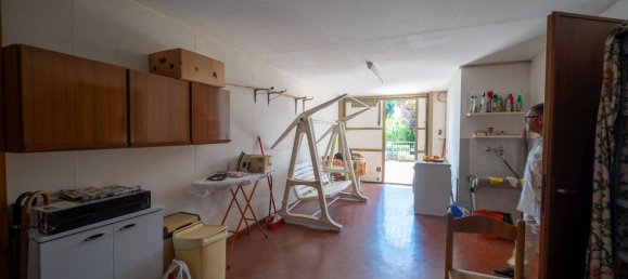 13 rooms House in Cavriglia, Italy No. 282451 24