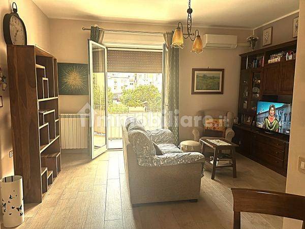 Квартира с 2 спальнями в Палермо, Италия № 291331