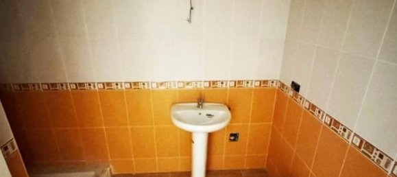 130m² Building in Alicante, Spain No. 164087 10