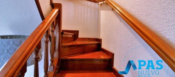 Дуплекс с 3 спальнями в Эль-Астильеро, Испания № 179733 19