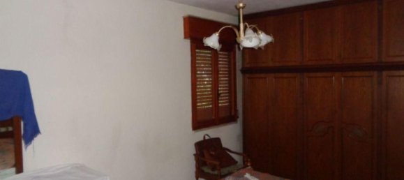 10-Zimmer Haus in Castellarano, Italy, Nr. 74107 8