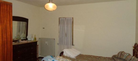 10-Zimmer Haus in Castellarano, Italy, Nr. 74107 6