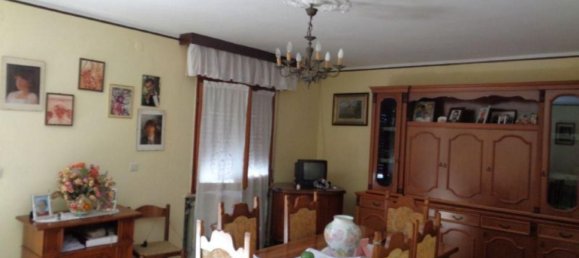 10-Zimmer Haus in Castellarano, Italy, Nr. 74107 2
