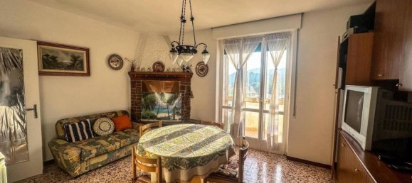 3غرفة شقة في Gardone Riviera, Italy رقم 40428 5